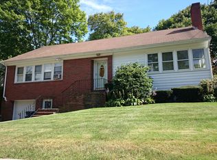 92 Vermont St, West Roxbury, MA 02132