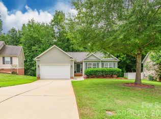 1079 Warpers Ln, Fort Mill, SC 29715