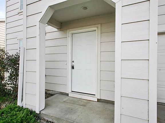 2nd image of 4880 E 100th Dr