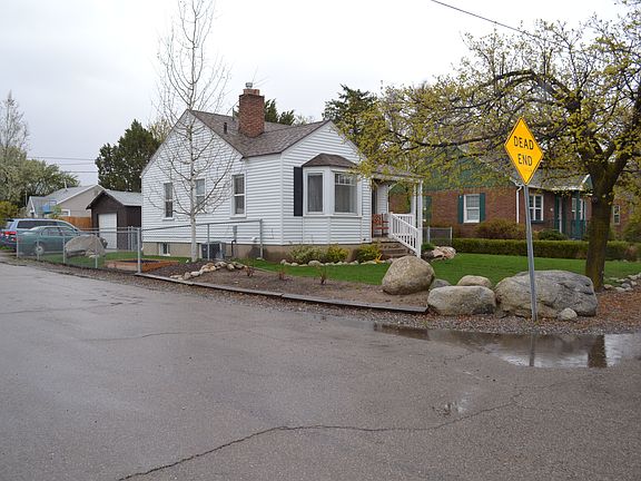 Side Pic (Dead End Street)