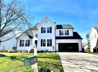 102 Millers Creek Dr, Cary, NC 27519