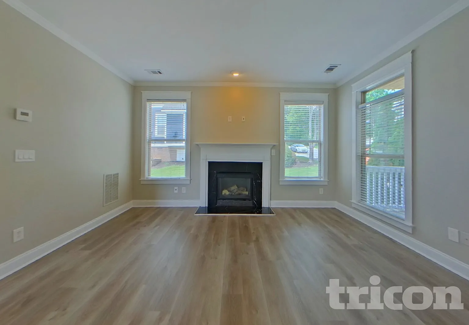 2435 Center Pointe Circle SW Atlanta GA — Photo 2