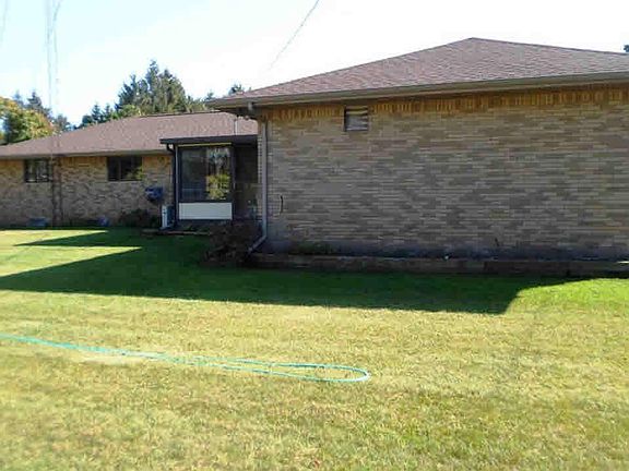 2nd image of 1233 Bonnie Sue Dr