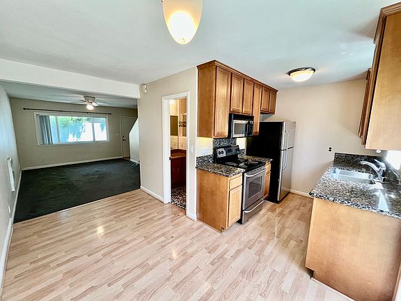 3rd image of 2020 Diamond St Unit 17