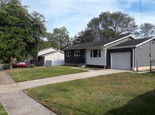 5 N Carolina Dr, Jackson, NJ 08527