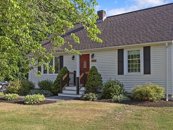 4th image of 1158 Livingston St