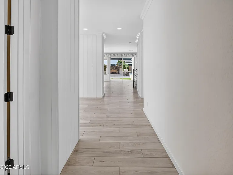 2141 E Flamingo Way — Photo 17