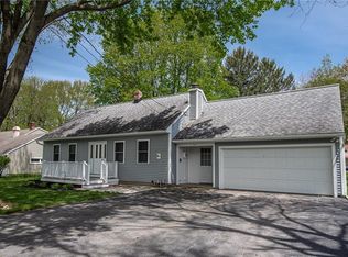 26 Hamilton Pl, Clinton, NY 13323