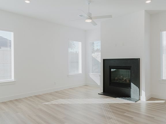 5th image of 11661 Liberty Commons Ct