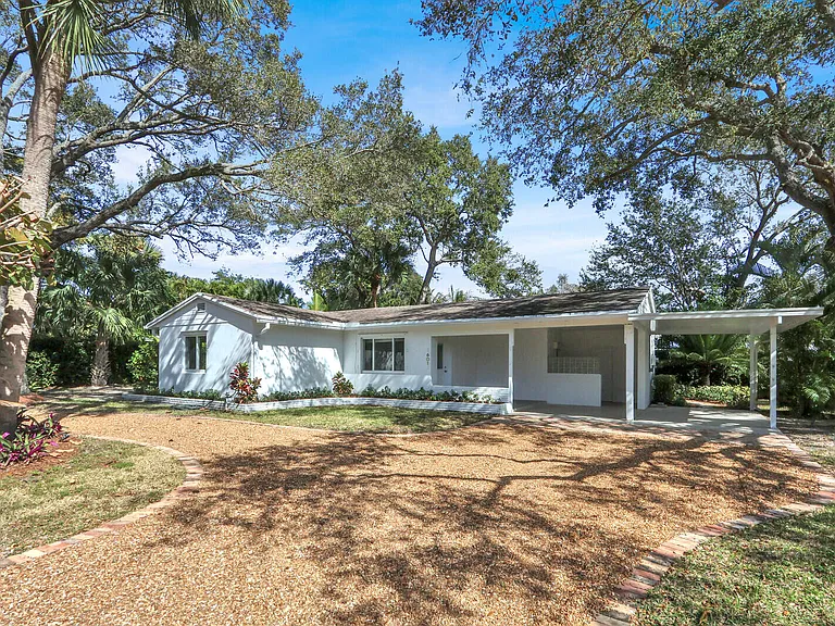 601 Paulina Rd — Photo 4
