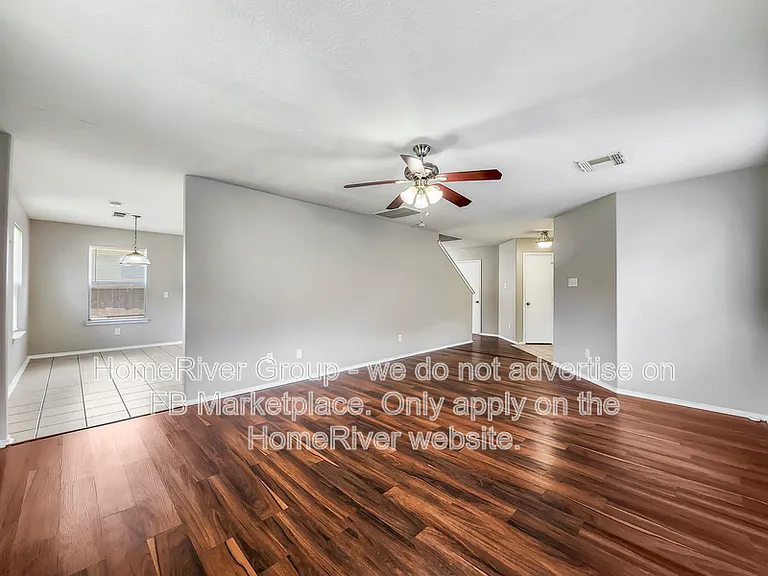14007 Marners Ct — Photo 2