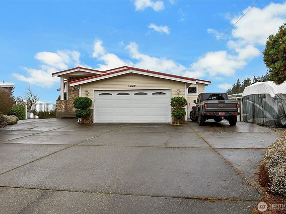 3rd image of 4229 S 252nd Street