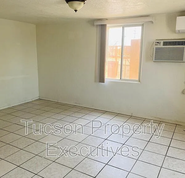 208 W Ventura St #1-A — Photo 8
