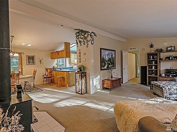 Living room and dining room 