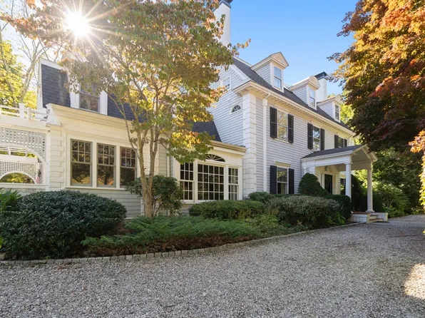 51 Church St, Weston, MA 02493