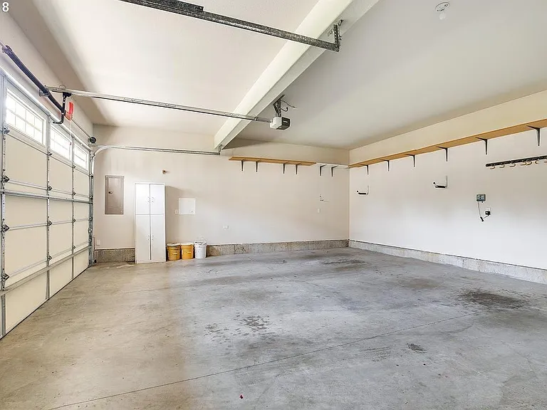14974 Emerson Ct — Photo 35