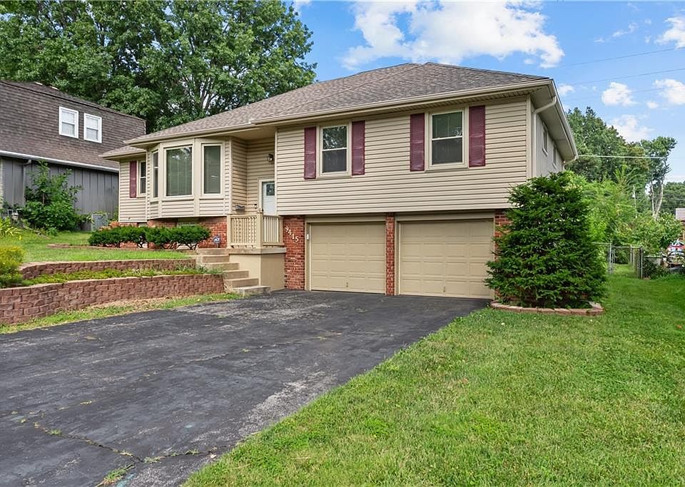 1st image of 9415 Moody Park Dr