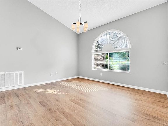 5th image of 2614 Gilsom Ct
