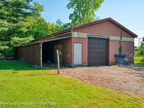 4th image of 4580 N Smith Rd