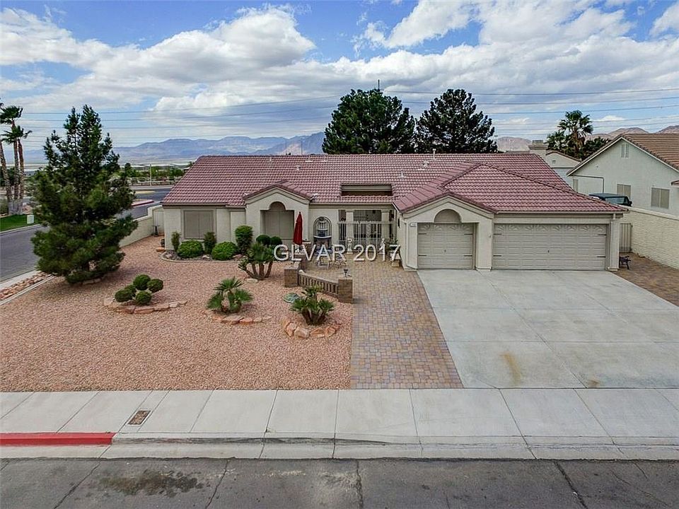 1st image of 1700 Saint Andrews Ct
