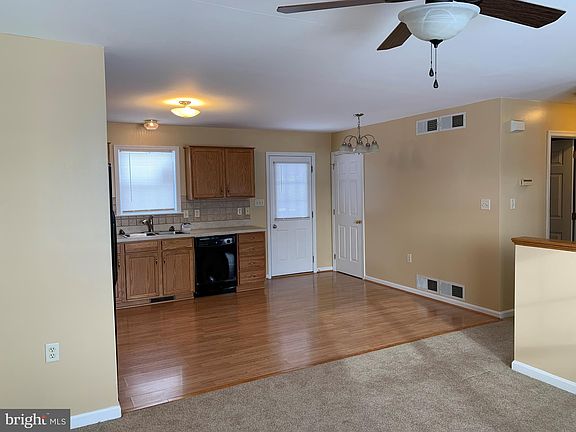 4th image of 3733 Mountain Shadow Cir