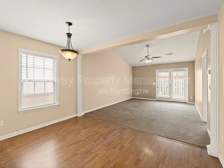 208 Satomi Way — Photo 7