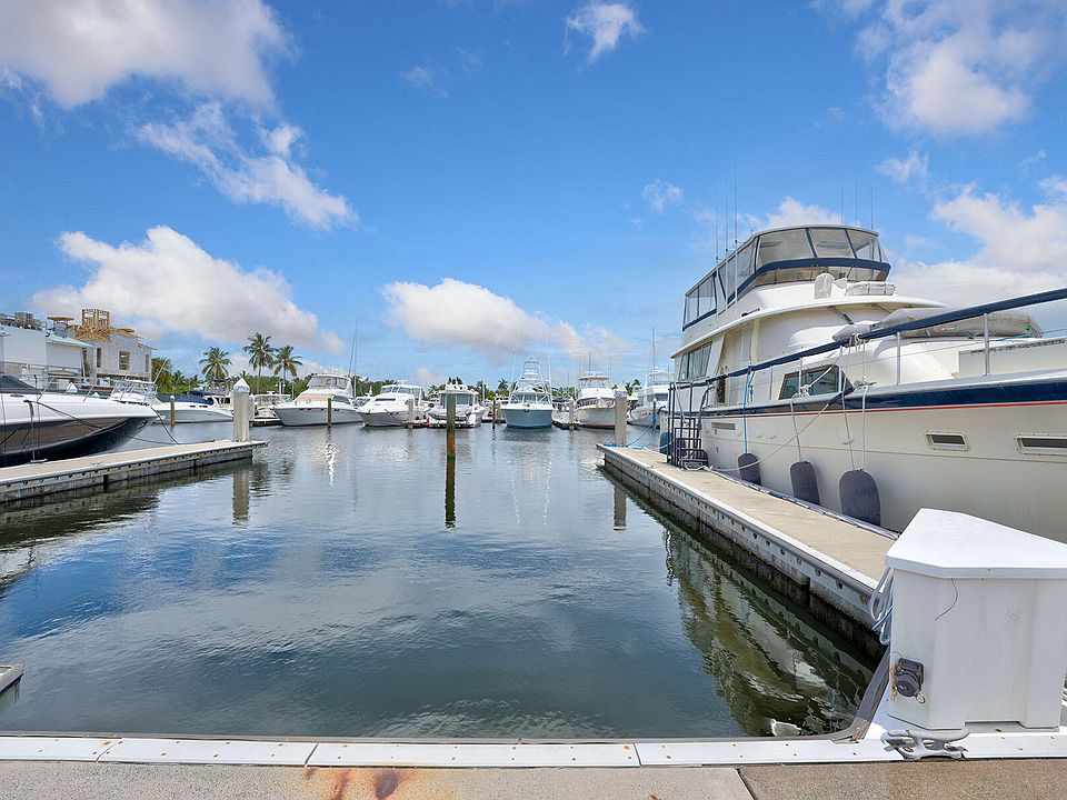 1st image of 1402-A N Collier Blvd #110