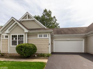 2511 Meer Park Ct, Crest Hill, IL 60403