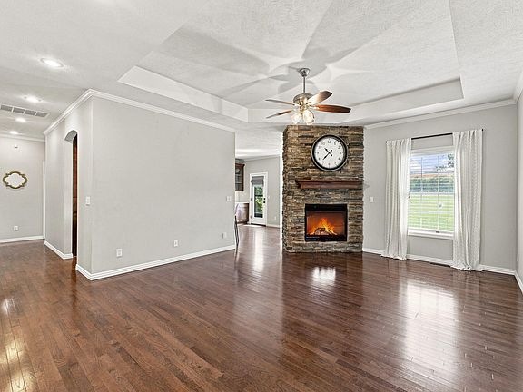 2nd image of 1646 N Waterstone Avenue