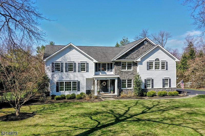 219 Wayfair Cir, Wyckoff, NJ 07481 Zillow