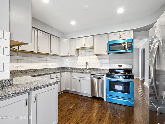 5th image of 7827 S Luella Ave