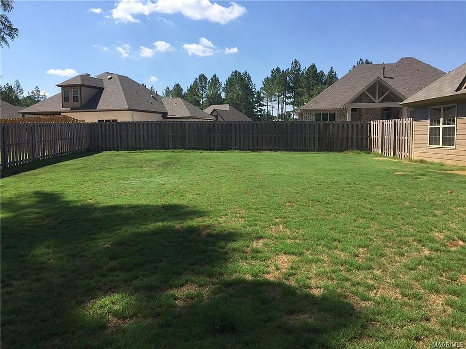 2nd image of 9100 Crescent Lodge Cir
