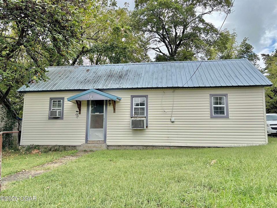 1st image of 712 Joplin St