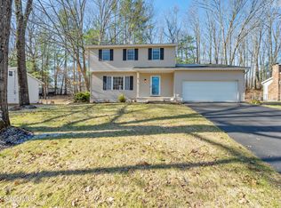27 Orenda Spring Dr, Saratoga Springs, NY 12866