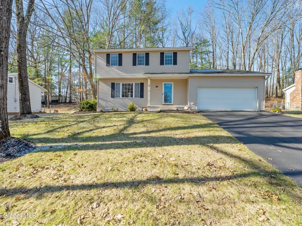 27 Orenda Spring Drive, Saratoga Springs, NY 12866