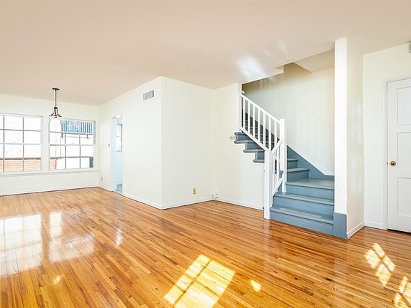 5th image of 111 W Mountain St APT 3