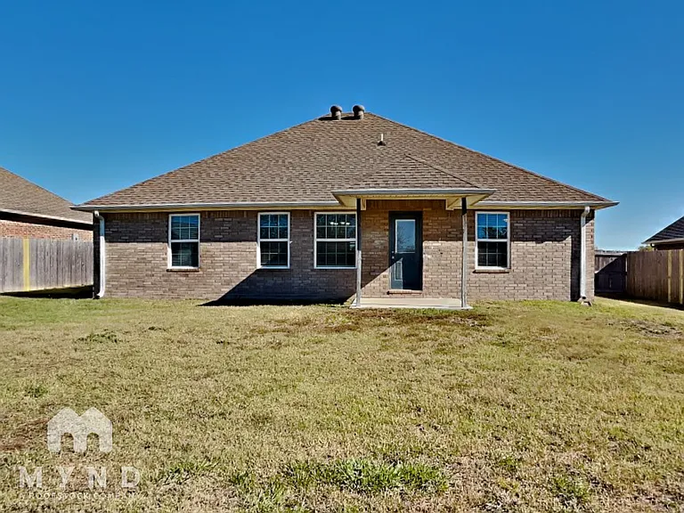 Sunset Ridge — Photo 29