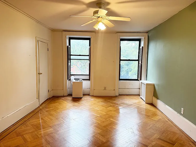 313 Clinton St #4 — Photo 4