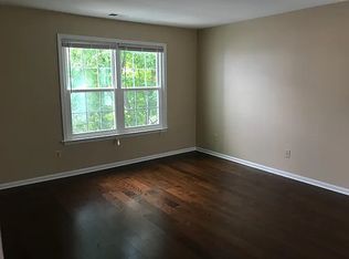 1421 Waterford Dr, Edison, NJ 08817