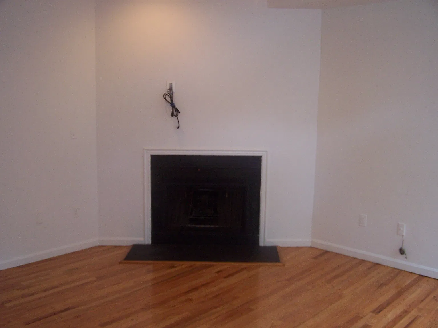 8 Union Street - 1 — Photo 2
