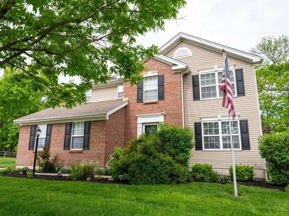 748 Village Green Pkwy, Maineville, OH 45039