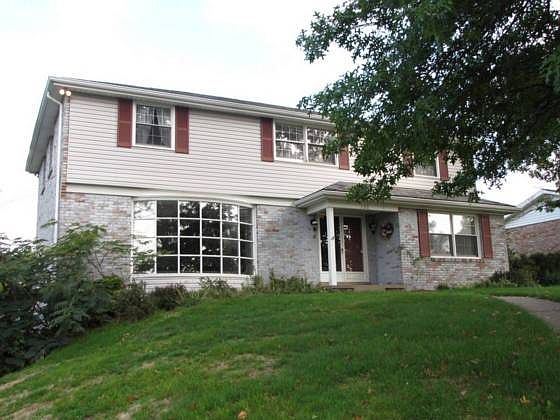 2nd image of 635 Miranda Rd