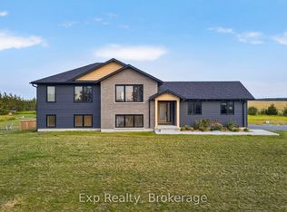 3300 County Road 2 Rd, Prince Edward County, ON K0K1A0