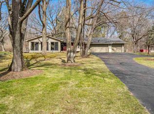 3515 W Rockton Rd, Rockton, IL 61072