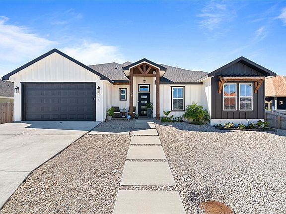 3rd image of 13849 Hawksnest Bay Dr
