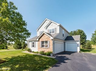 2015 Greenview Dr, Woodstock, IL 60098