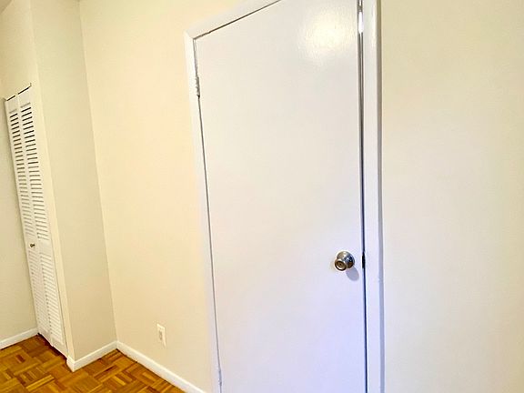 5th image of 531 E 78th St APT 5H