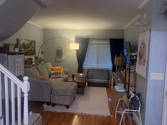 2nd image of 211 Winthrop Shore Dr #4