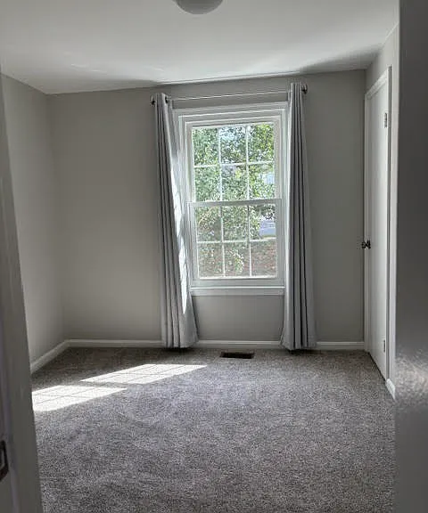 6488 Brickleigh Ct — Photo 7