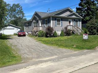 103 Queensway Way, Saint Stephen, NB E3L1L6